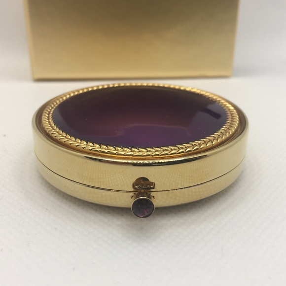 Estee Lauder Gold Compact Setting Powder - Picture 7 of 10